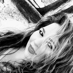 Meet your Posher, Kamonica